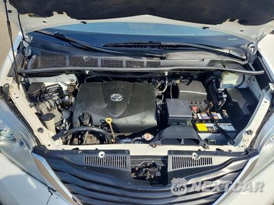 Zdjęcie 12 z 13 samochodu: 2017 TOYOTA SIENNA L 7-PASSENGER VIN:5TDZZ3DC9HS819682 - miniatura