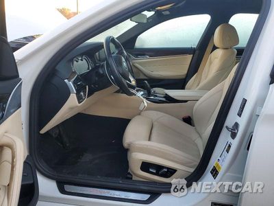 Zdjęcie 7 z 12 samochodu: 2017 BMW 530 XI VIN:WBAJA7C39HG904414 - miniatura