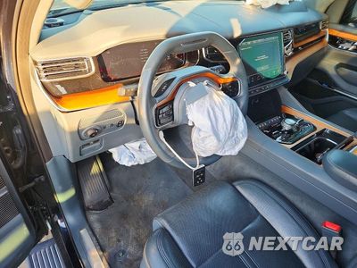 Zdjęcie 8 z 12 samochodu: 2022 JEEP GRAND WAGONEER SERIES II VIN:1C4SJVFJ1NS179373 - miniatura