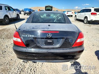 Zdjęcie 6 z 13 samochodu: 2007 MERCEDES-BENZ SLK 280 VIN:WDBWK54F47F139795 - miniatura