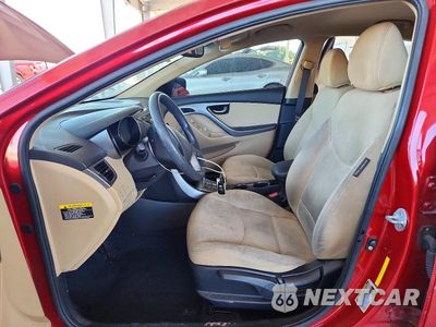 Zdjęcie 7 z 12 samochodu: 2013 HYUNDAI ELANTRA GLS VIN:KMHDH4AE8DU594441 - miniatura