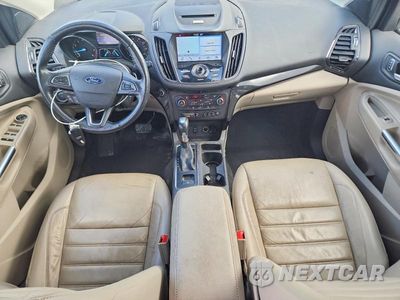 Zdjęcie 8 z 13 samochodu: 2017 FORD ESCAPE TITANIUM VIN:1FMCU0J96HUA57995 - miniatura