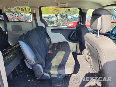 Zdjęcie 11 z 13 samochodu: 2017 DODGE GRAND CARAVAN SE VIN:2C4RDGBG0HR754225 - miniatura