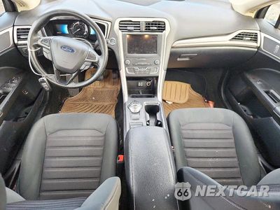 Zdjęcie 8 z 12 samochodu: 2020 FORD FUSION SE VIN:3FA6P0LU1LR219922 - miniatura