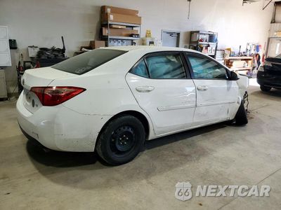 Trzecie zdjęcie samochodu z tyłu: 2019 TOYOTA COROLLA LE VIN:2T1BURHEXKC155746 - miniatura