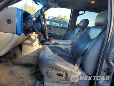 Zdjęcie 7 z 13 samochodu: 2001 GMC YUKON XL K1500 VIN:1GKFK16TX1J240085 - miniatura