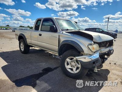 Czwarte zdjęcie samochodu z boku: 2004 TOYOTA TACOMA V6 VIN:5TEWN72N94Z428247 - miniatura
