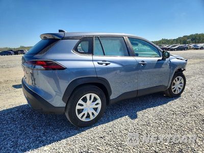 Trzecie zdjęcie samochodu z tyłu: 2026 TOYOTA COROLLA CROSS L VIN:7MUAAAAG5TV209342 - miniatura