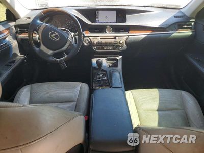 Zdjęcie 8 z 12 samochodu: 2014 LEXUS ES 350 VIN:JTHBK1GG8E2142456 - miniatura
