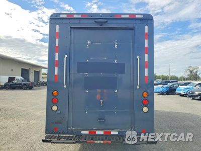 Zdjęcie 6 z 13 samochodu: 2020 FREIGHTLINER MT45G CHASSIS DELIVERY TRUCK VIN:4UZAC2EA0LCMH6025 - miniatura