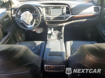 Zdjęcie 8 z 14 samochodu: 2015 TOYOTA HIGHLANDER LIMITED PLATINUM VIN:5TDDKRFHXFS197245 - miniatura