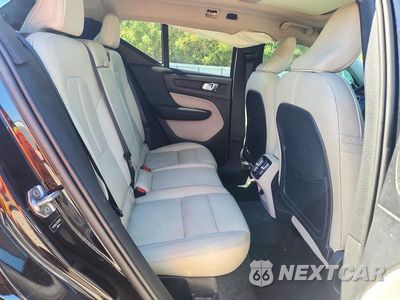 Zdjęcie 11 z 13 samochodu: 2019 VOLVO XC40 T5 INSCRIPTION VIN:YV4162ULXK2120296 - miniatura