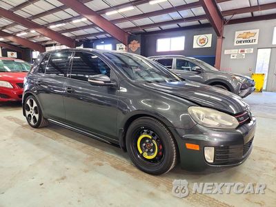 Czwarte zdjęcie samochodu z boku: 2011 VOLKSWAGEN GTI VIN:WVWHD7AJ5BW103129 - miniatura