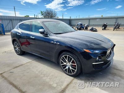 Czwarte zdjęcie samochodu z boku: 2022 MASERATI LEVANTE BASE VIN:ZN661XUA3NX398465 - miniatura