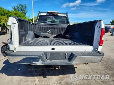 Zdjęcie 6 z 12 samochodu: 2019 FORD F150 VIN:1FTMF1C58KKD65983 - miniatura