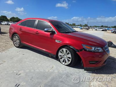 Czwarte zdjęcie samochodu z boku: 2010 FORD TAURUS LIMITED VIN:1FAHP2FW7AG156864 - miniatura
