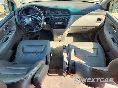 Zdjęcie 8 z 14 samochodu: 2003 HONDA ODYSSEY EXL VIN:5FNRL18943B060019 - miniatura