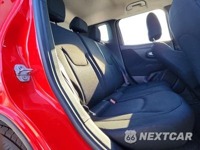 Zdjęcie 10 z 12 samochodu: 2020 JEEP RENEGADE SPORT VIN:ZACNJAAB3LPL79516 - miniatura