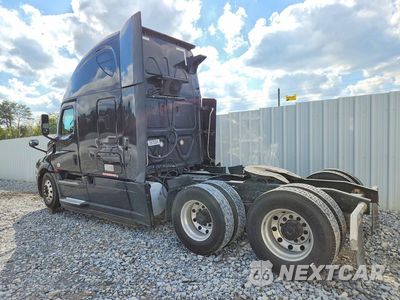 Drugie zdjęcie samochodu z przodu: 2018 FREIGHTLINER CASCADIA 126 SEMI TRUCK VIN:3AKJHHDR4JSJP4493 - miniatura