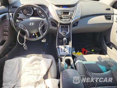 Zdjęcie 8 z 12 samochodu: 2013 HYUNDAI ELANTRA LIMITED VIN:KMHDH4AE1DU780810 - miniatura