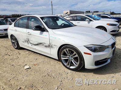 Czwarte zdjęcie samochodu z boku: 2013 BMW 328 I SULEV VIN:WBA3C1C53DF440246 - miniatura