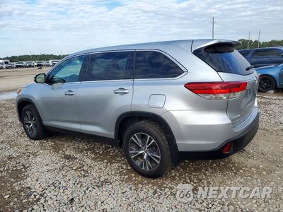 Drugie zdjęcie samochodu z przodu: 2019 TOYOTA HIGHLANDER LE VIN:5TDBZRFHXKS961981 - miniatura