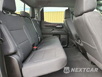 Zdjęcie 10 z 12 samochodu: 2025 CHEVROLET SILVERADO K1500 RST VIN:1GCUKEED7SZ107260 - miniatura