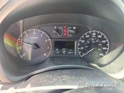 Zdjęcie 9 z 12 samochodu: 2014 NISSAN SENTRA VIN:3N1AB7AP2EY251914 - miniatura