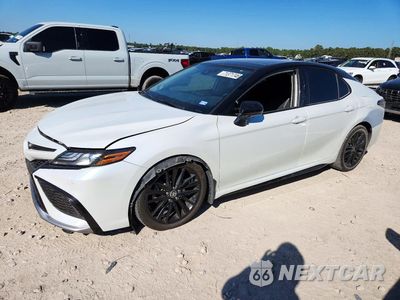 2022 TOYOTA CAMRY XSE V6 4T1KZ1AK8NU061533 - główne zdjęcie licytacji z USA - miniatura