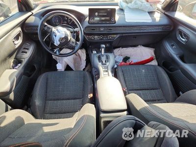 Zdjęcie 8 z 13 samochodu: 2025 HONDA HR-V SPORT VIN:3CZRZ2H51SM791433 - miniatura