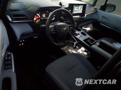 Zdjęcie 8 z 13 samochodu: 2025 TOYOTA SIENNA LE VIN:5TDBSKFC2SS175057 - miniatura