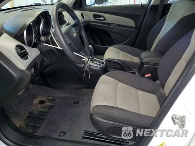 Zdjęcie 7 z 12 samochodu: 2012 CHEVROLET CRUZE LS VIN:1G1PC5SH3C7406123 - miniatura