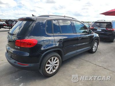 Trzecie zdjęcie samochodu z tyłu: 2015 VOLKSWAGEN TIGUAN S VIN:WVGAV7AX2FW546911 - miniatura