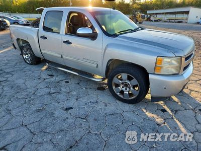 Czwarte zdjęcie samochodu z boku: 2010 CHEVROLET SILVERADO C1500 LS VIN:3GCRCREA9AG207276 - miniatura