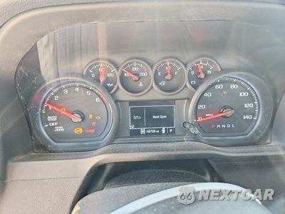 Zdjęcie 9 z 12 samochodu: 2023 CHEVROLET SILVERADO K1500 VIN:3GCNDAED9PG116850 - miniatura