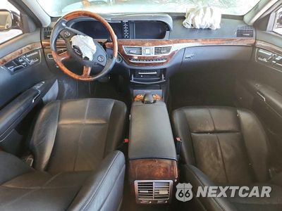 Zdjęcie 8 z 12 samochodu: 2007 MERCEDES-BENZ S 550 VIN:WDDNG71X87A102002 - miniatura