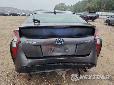 Zdjęcie 6 z 12 samochodu: 2017 TOYOTA PRIUS THREE VIN:JTDKARFU5H3042484 - miniatura
