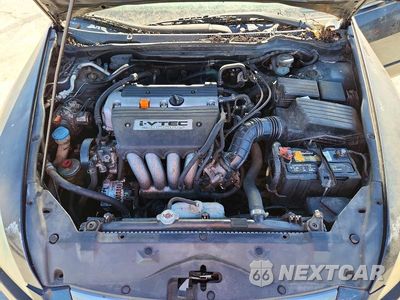 Zdjęcie 11 z 12 samochodu: 2004 HONDA ACCORD EX VIN:1HGCM56664A147967 - miniatura