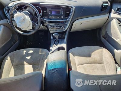 Zdjęcie 8 z 12 samochodu: 2015 KIA OPTIMA LX VIN:KNAGM4A73F5630982 - miniatura