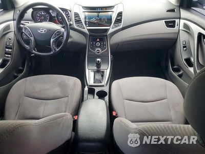 Zdjęcie 8 z 12 samochodu: 2016 HYUNDAI ELANTRA SE VIN:5NPDH4AE2GH680847 - miniatura