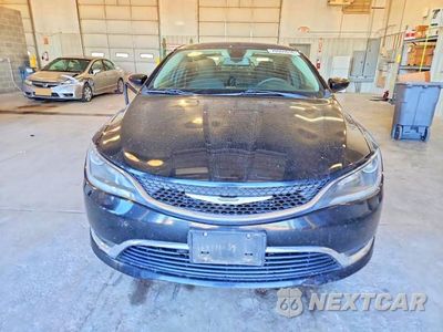 Piąte zdjęcie samochodu w środku: 2015 CHRYSLER 200 LIMITED VIN:1C3CCCAB9FN745979 - miniatura