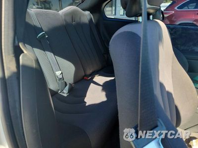 Zdjęcie 10 z 13 samochodu: 2004 PONTIAC SUNFIRE VIN:1G2JB12F347213029 - miniatura