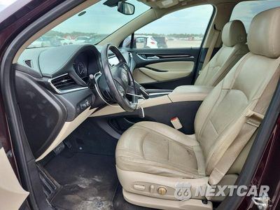 Zdjęcie 7 z 13 samochodu: 2018 BUICK ENCLAVE ESSENCE VIN:5GAERBKW0JJ284753 - miniatura