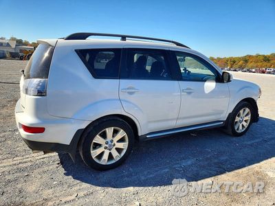 Trzecie zdjęcie samochodu z tyłu: 2011 MITSUBISHI OUTLANDER SE VIN:JA4JT3AW3BU009099 - miniatura