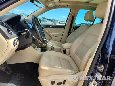 Zdjęcie 7 z 13 samochodu: 2016 VOLKSWAGEN TIGUAN S VIN:WVGAV7AX6GW561591 - miniatura