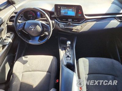 Zdjęcie 8 z 14 samochodu: 2018 TOYOTA C-HR XLE VIN:NMTKHMBX3JR030786 - miniatura
