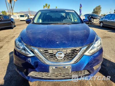 Piąte zdjęcie samochodu w środku: 2017 NISSAN SENTRA S VIN:3N1AB7AP5HY246548 - miniatura
