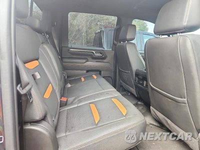 Zdjęcie 10 z 12 samochodu: 2025 GMC SIERRA K3500 AT4 VIN:1GT4UVEY9SF238091 - miniatura
