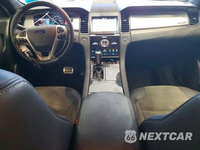 Zdjęcie 8 z 12 samochodu: 2018 FORD TAURUS SHO VIN:1FAHP2KT2JG100035 - miniatura