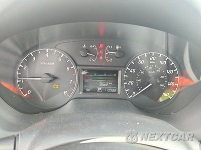 Zdjęcie 9 z 12 samochodu: 2015 NISSAN SENTRA S VIN:3N1AB7AP1FY373908 - miniatura